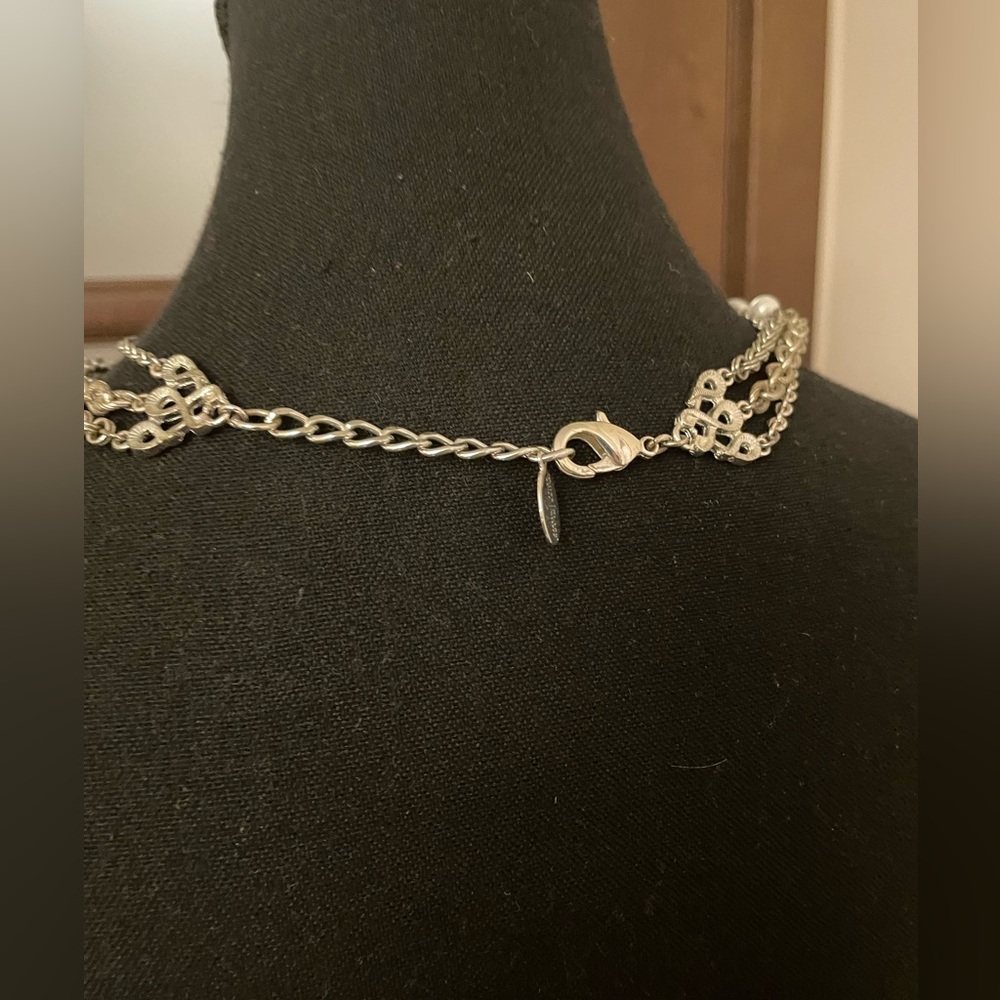 White House Black Market Chic Silver Toned Pearl Necklace - Picture 3 of 4